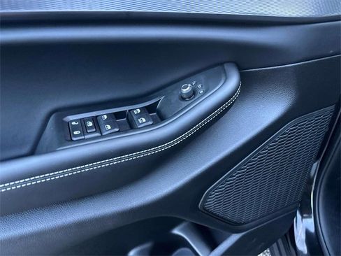 Used 2025 Jeep Grand Cherokee L Altitude image 21