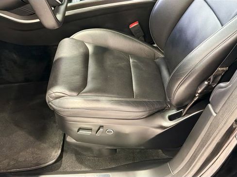 Used 2022 Tesla Model X Plaid AWD/4WD image 15