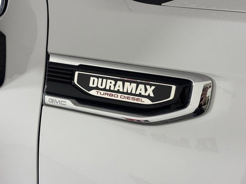 Used 2021 GMC Sierra 1500 SLT image 10