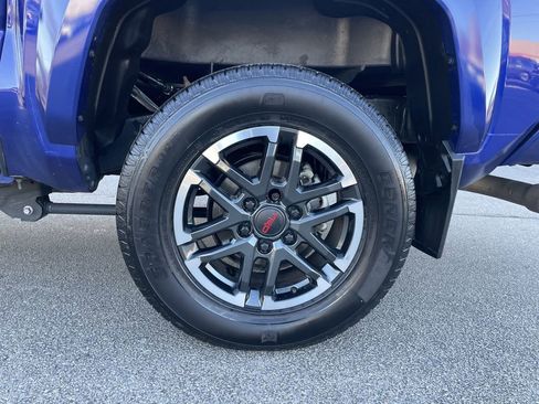 Certified 2024 Toyota Tacoma TRD Sport image 10