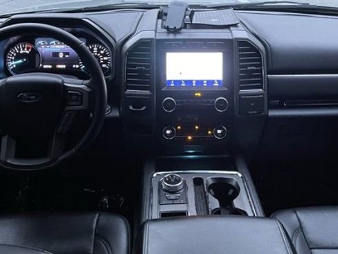 Used 2020 Ford Expedition XLT w/ Equipment Group 202A image 24