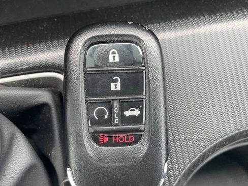 Certified 2025 Honda Civic Sport image 32