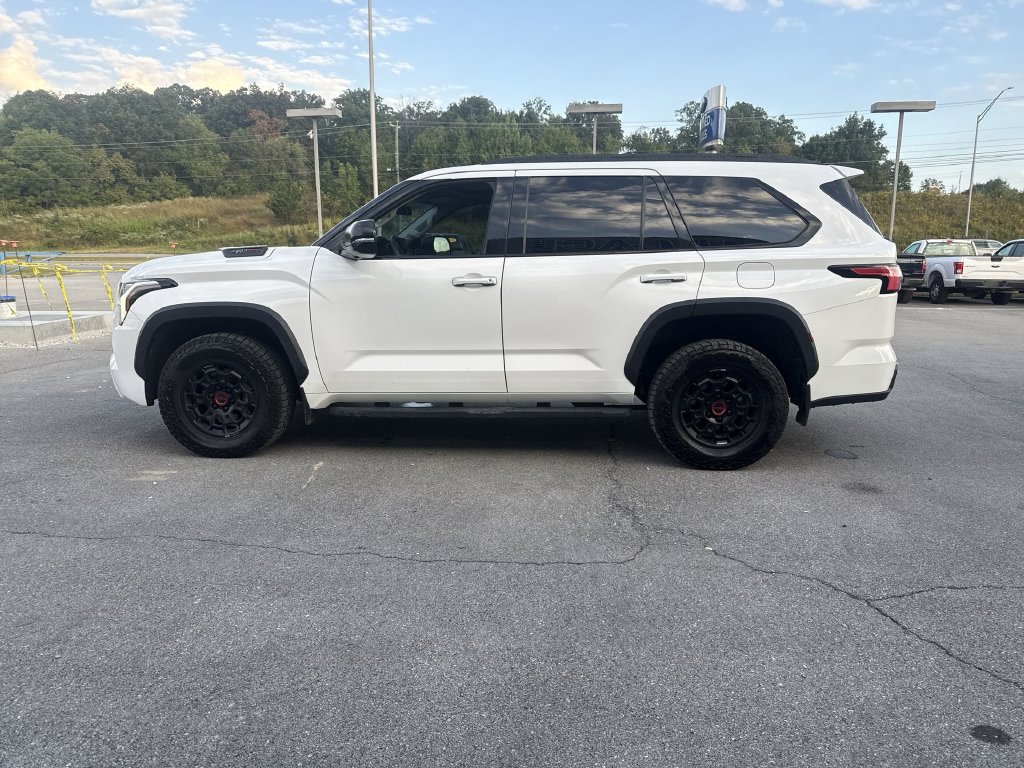 Used 2023 Toyota Sequoia TRD Pro AWD/4WD image 3