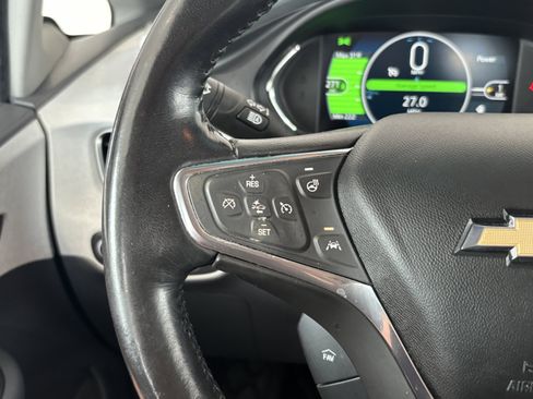 Used 2020 Chevrolet Bolt Premier w/ Infotainment Package FWD image 12