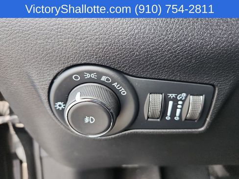 Certified 2022 Jeep Compass Limited AWD/4WD image 12