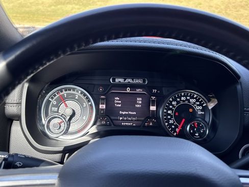 Used 2020 RAM 2500 Laramie w/ Night Edition image 28