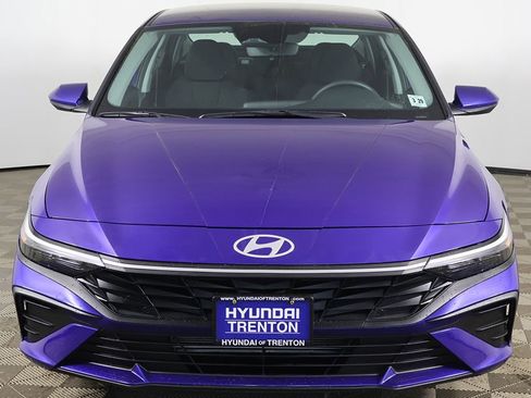 Certified 2024 Hyundai Elantra SEL image 10