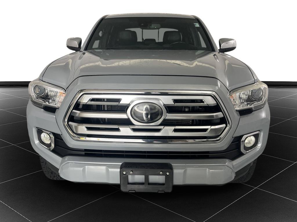 Used 2019 Toyota Tacoma Limited AWD/4WD image 8