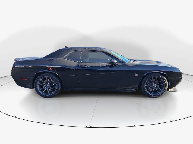 Used 2021 Dodge Challenger R/T Scat Pack RWD image 2