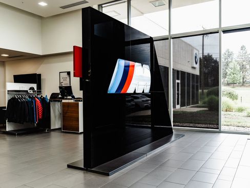 Used 2019 BMW M550i xDrive image 10