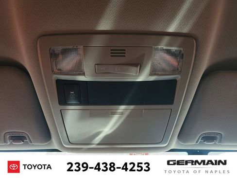 Certified 2017 Toyota Tacoma SR5 image 33