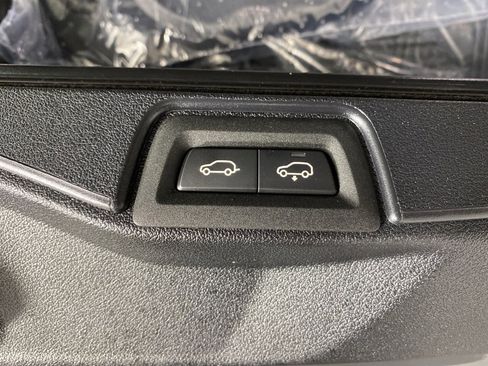 New 2026 BMW X5 xDrive50e image 30