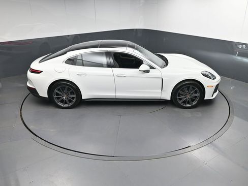 Certified 2026 Porsche Panamera image 38