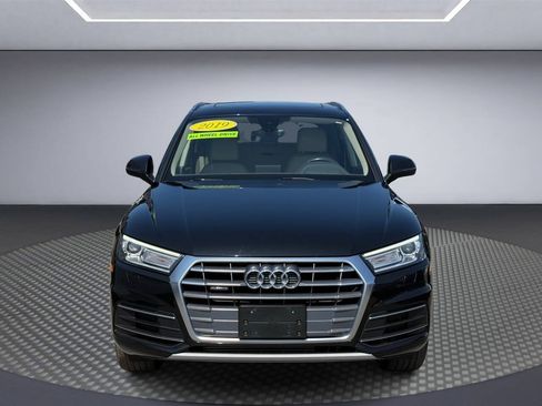 Used 2019 Audi Q5 2.0T Premium w/ Convenience Package AWD/4WD image 2