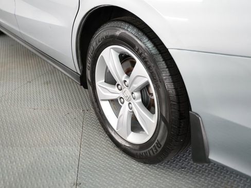Used 2019 Honda Odyssey EX image 56