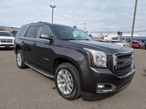 Used 2018 GMC Yukon SLT w/ HD Trailering Package AWD/4WD image 7
