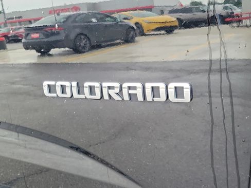 Used 2019 Chevrolet Colorado W/T w/ WT Convenience Package AWD/4WD image 6