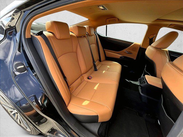 Used 2025 Lexus ES 350 w/ Premium Package FWD image 30