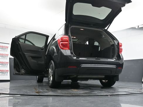 Used 2017 Chevrolet Equinox Premier w/ Enhanced Convenience Package image 30