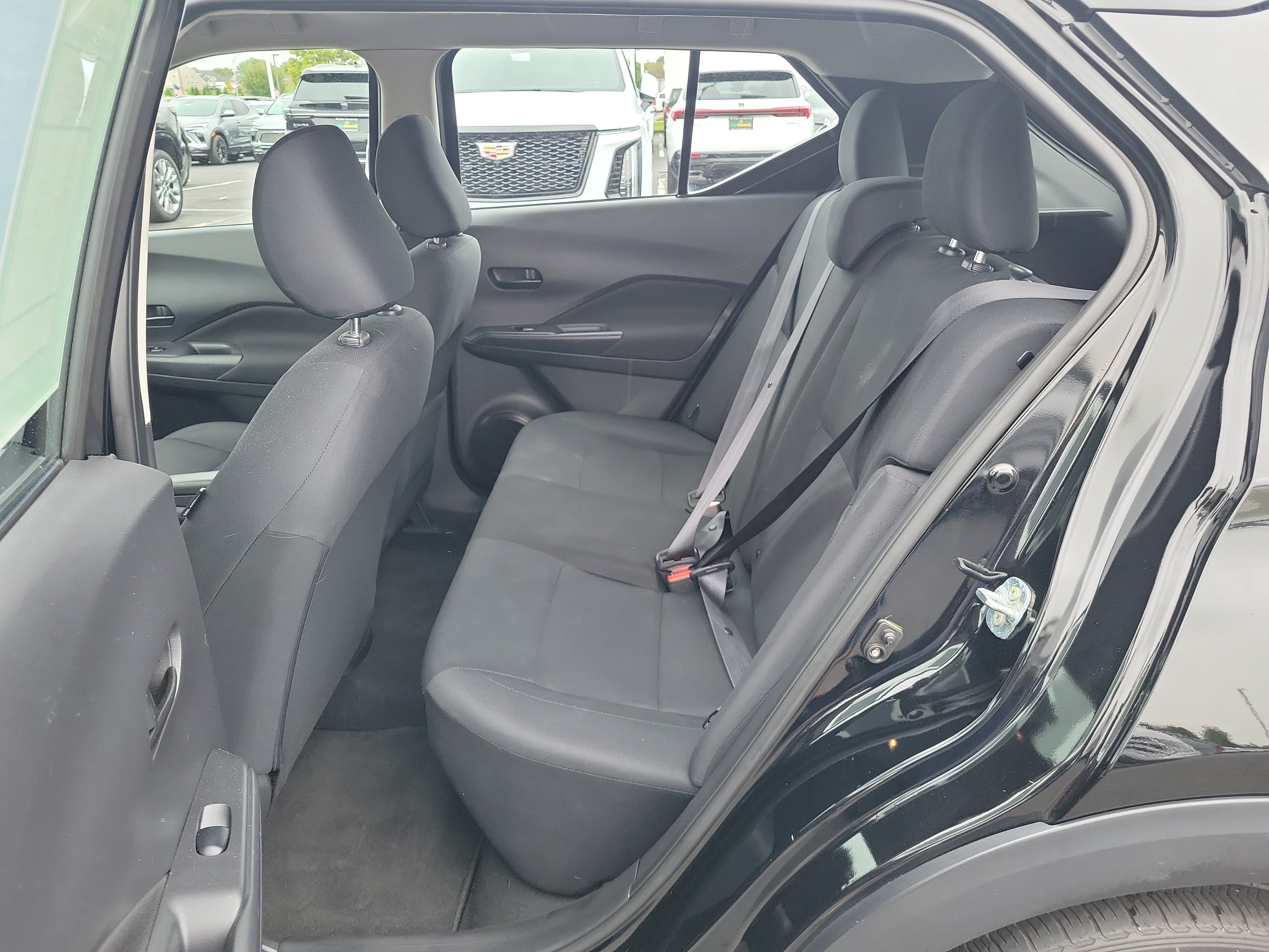 Used 2023 Nissan Kicks S FWD image 11