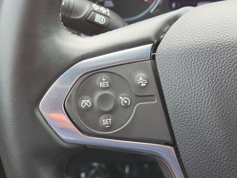 Used 2023 Chevrolet Traverse LT FWD image 45