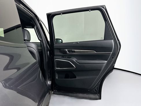 Used 2025 Kia Telluride SX X-Line AWD/4WD image 33