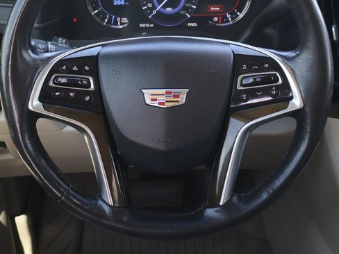 Used 2020 Cadillac Escalade ESV Premium Luxury RWD image 15
