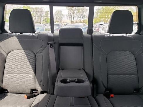 New 2026 RAM 1500 Big Horn AWD/4WD image 15