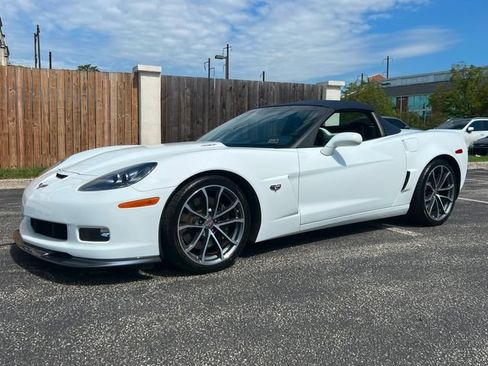 Used 2013 Chevrolet Corvette Grand Sport RWD image 3