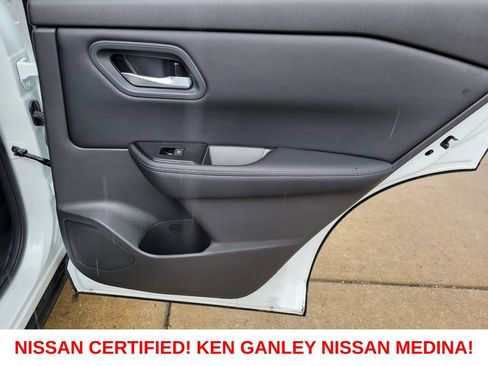 Certified 2026 Nissan Rogue SV AWD/4WD image 46