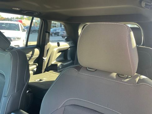 New 2025 Jeep Grand Cherokee Laredo X w/ Trailer Tow Package image 8