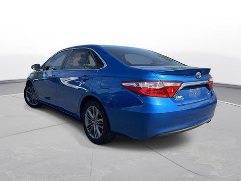 Used 2017 Toyota Camry SE image 8
