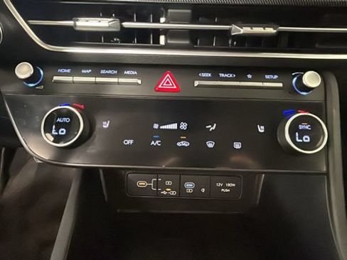 Used 2026 Hyundai Sonata SEL FWD image 22