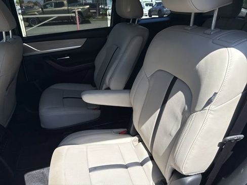 Used 2024 MAZDA CX-90 Plug-In Hybrid w/ Premium Pkg image 5