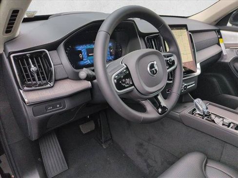 New 2026 Volvo XC90 T8 Ultra w/ Lounge Package AWD/4WD image 3
