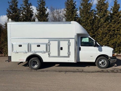 New 2026 Chevrolet Express 3500 w/ Power Convenience Package RWD image 3