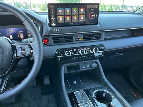 Certified 2026 Honda Passport TrailSport Elite image 18