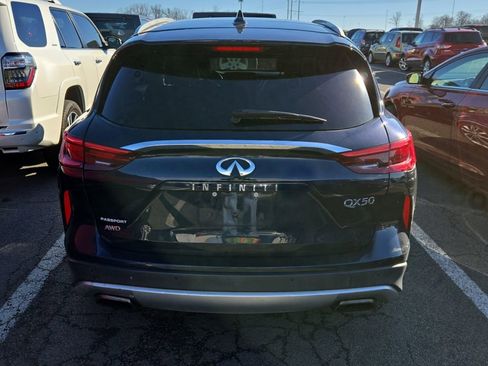 Used 2019 INFINITI QX50 Essential w/ Premium Heat Package AWD/4WD image 5