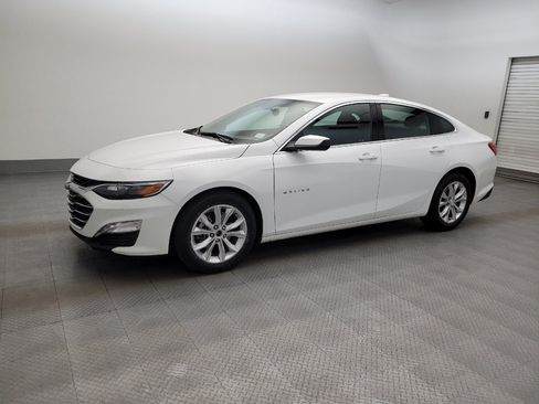 Used 2023 Chevrolet Malibu LT w/ Driver Confidence Package FWD image 2