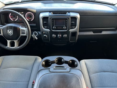 Used 2022 RAM 1500 Classic SLT image 14