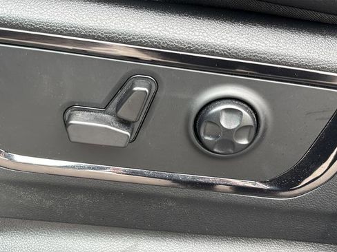 Used 2025 RAM 1500 Limited image 20