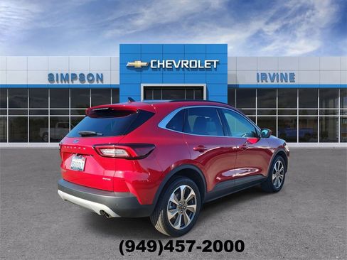 Used 2023 Ford Escape Platinum w/ Premium Technology Package image 8