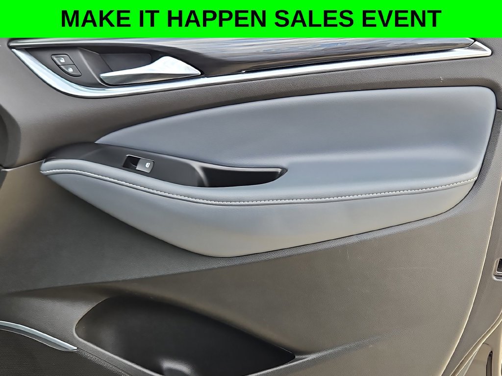 Used 2022 Buick Enclave Essence w/ Experience Buick Package FWD image 31