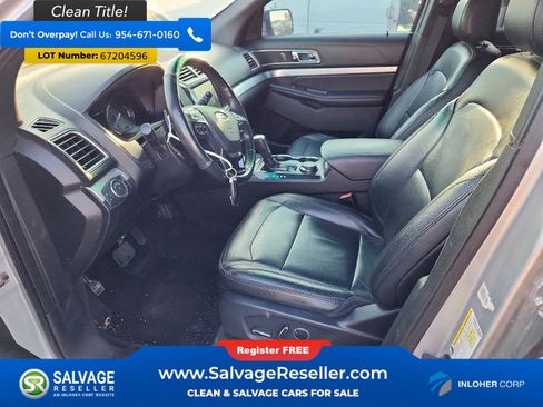 Used 2016 Ford Explorer XLT w/ Equipment Group 202A AWD/4WD image 9