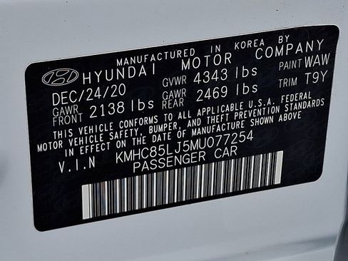 Used 2021 Hyundai Ioniq Limited FWD image 27
