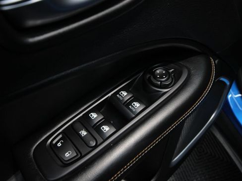 Used 2019 Jeep Compass Latitude w/ Cold Weather Group AWD/4WD image 13