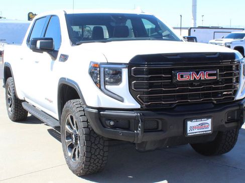 Used 2024 GMC Sierra 1500 AT4X AWD/4WD image 4