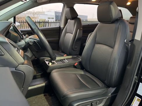 Used 2024 Honda Odyssey EX-L image 25