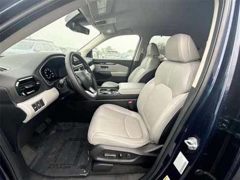 Certified 2025 Honda Pilot EX-L image 16