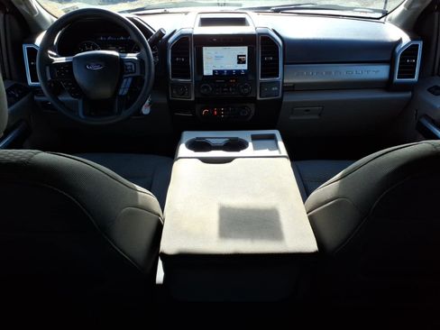 Used 2022 Ford F250 XLT w/ XLT Premium Package image 11